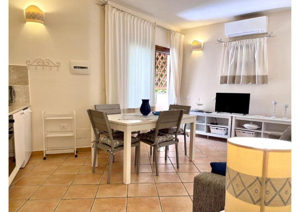 Le Residenze Sul Mare B6 Lejlighed Porto Ottiolu Eksteriør billede