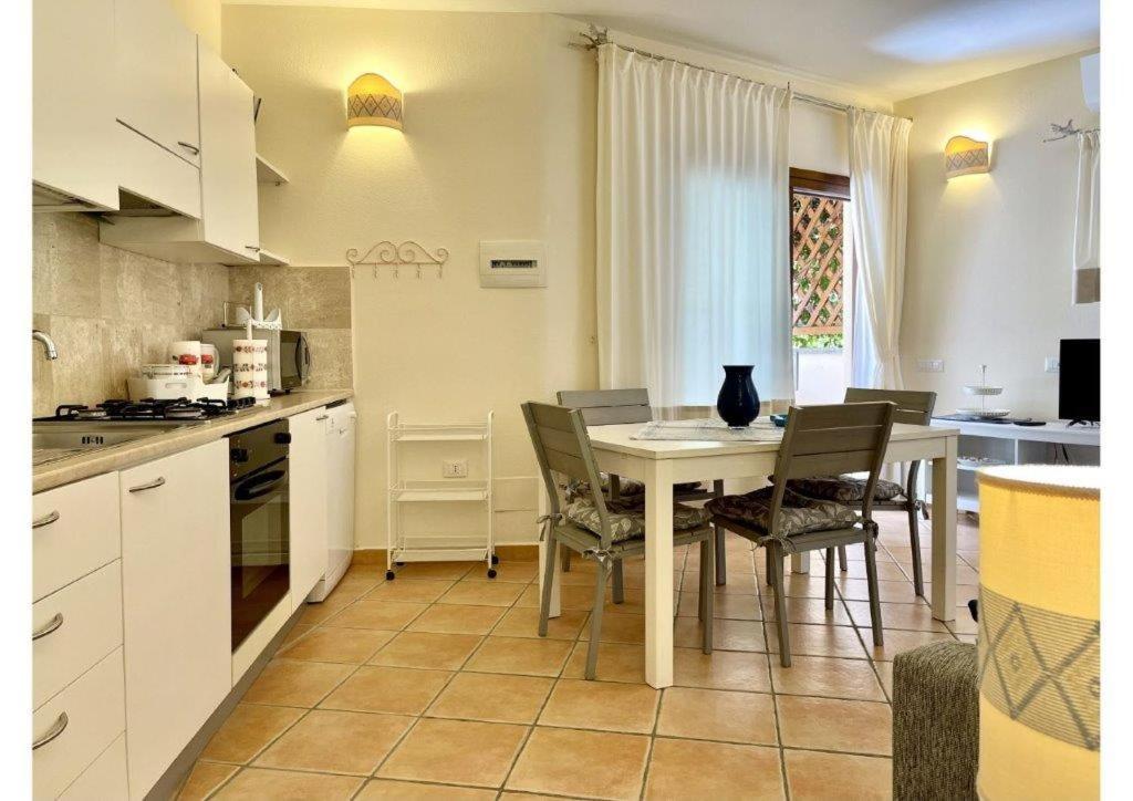Le Residenze Sul Mare B6 Lejlighed Porto Ottiolu Eksteriør billede
