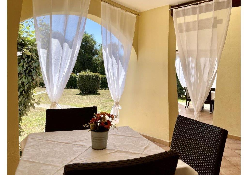 Le Residenze Sul Mare B6 Lejlighed Porto Ottiolu Eksteriør billede